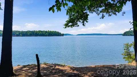 268 Kendricks Cv, Lexington, NC 27292
