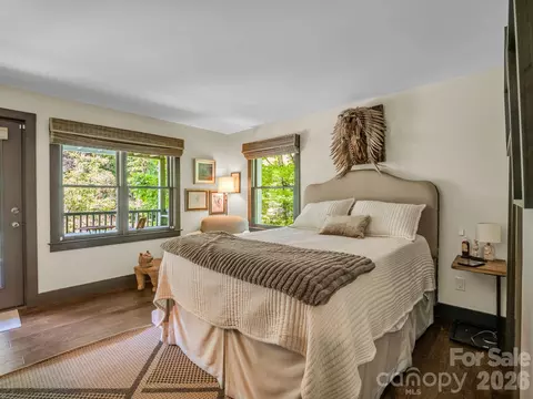 Bedroom - 9390 E Fork Rd, Brevard, NC 28712 photo 1 of 4