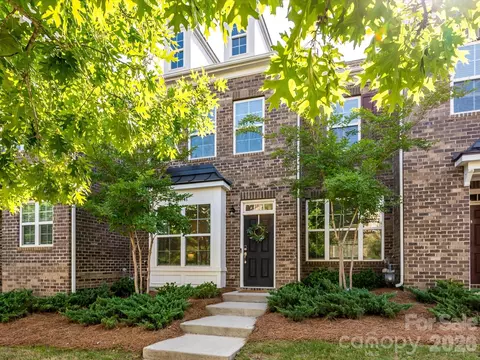 11546 Red Rust Ln, Charlotte, NC 28277