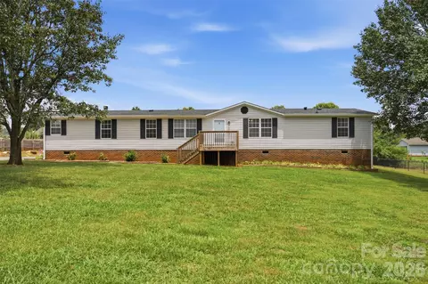 3642 Strollaway Ln, Claremont, NC 28610