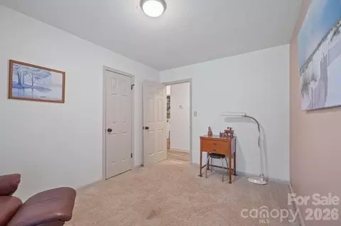 1504 2nd Ne St NE, Conover, NC 28613 photo 21