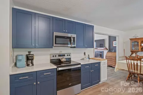1504 2nd Ne St NE, Conover, NC 28613 photo 8