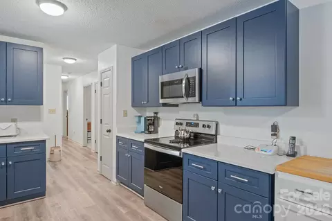 1504 2nd Ne St NE, Conover, NC 28613 photo 5