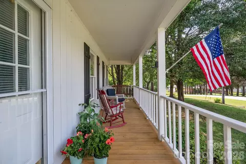 1504 2nd Ne St NE, Conover, NC 28613 photo 13