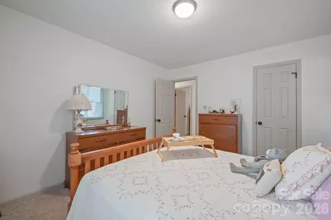 1504 2nd Ne St NE, Conover, NC 28613 photo 23