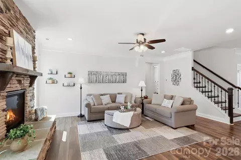 Living - 1092 Baldwin Dr, Lancaster, SC 29720 photo 2 of 2