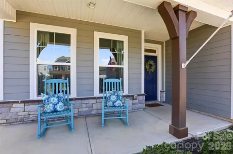 Exterior - 1092 Baldwin Dr, Lancaster, SC 29720 photo 3 of 5