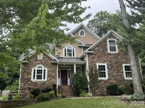 7933 Sally Clark Dr, Denver, NC 28037