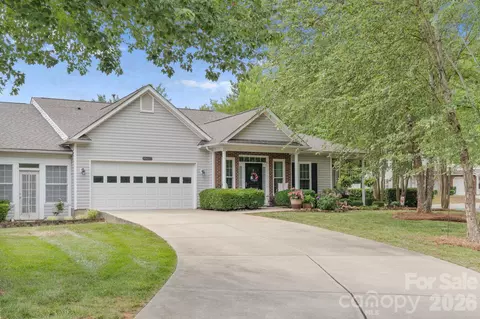 16627 Timber Crossing Rd, Charlotte, NC 28213