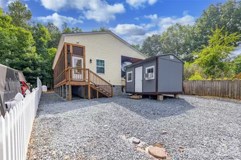 192 Roberts Ridge Rd, Mount Gilead, NC 27306