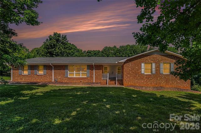 110 S Myrtle Ave, China Grove, NC 28023