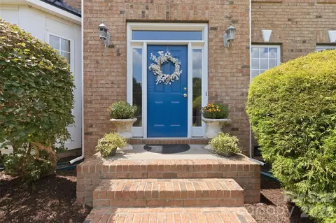 Exterior - 6006 Embassy Ct, Monroe, NC 28110 photo 2 of 11