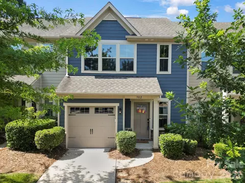 502 Park Meadows Dr, Matthews, NC 28104