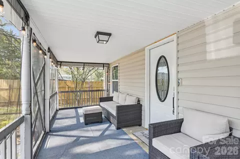 Exterior - 4531 Springs Rd, Conover, NC 28613 photo 3 of 8