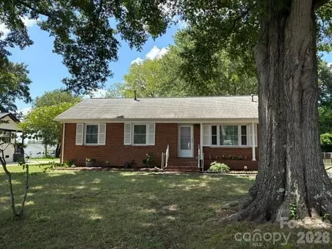 7644 Bramblewood Dr, Charlotte, NC 28217