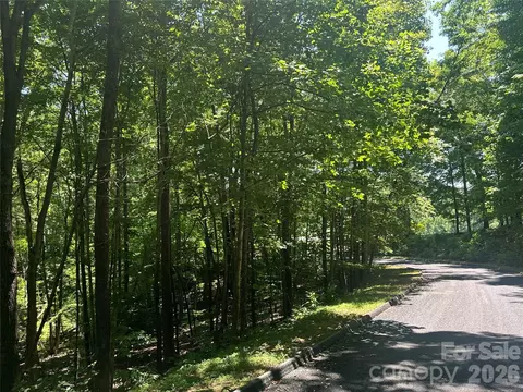 0 Knoll Ct, Lake Lure, NC 28746