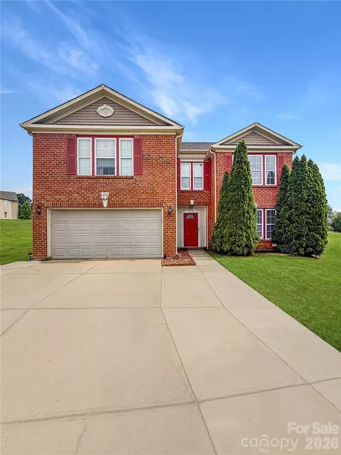 336 Farm Springs Dr, Mount Holly, NC 28120