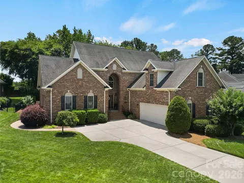 263 Hemingway Ln, Fort Mill, SC 29708
