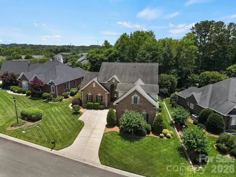 View/Area - 263 Hemingway Ln, Fort Mill, SC 29708 photo 2 of 4