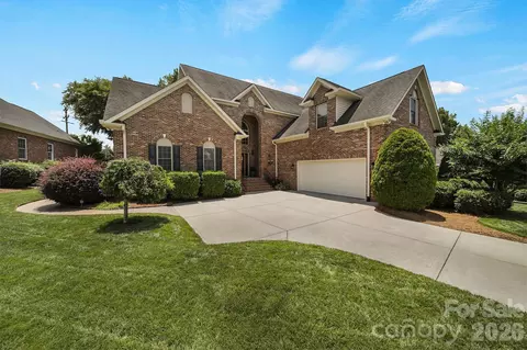 Exterior - 263 Hemingway Ln, Fort Mill, SC 29708 photo 8 of 8
