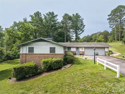 2234 Kool Park Ne Rd NE, Hickory, NC 28601