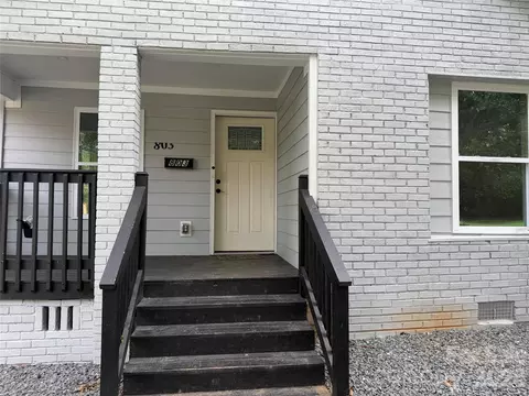 Exterior - 803 Gordon St, Monroe, NC 28112 photo 2 of 9