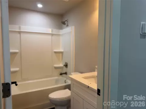 Bath - 803 Gordon St, Monroe, NC 28112 photo 1 of 2