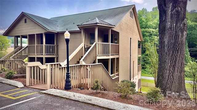 160 Whitney 3 Blvd #3, Lake Lure, NC 28746