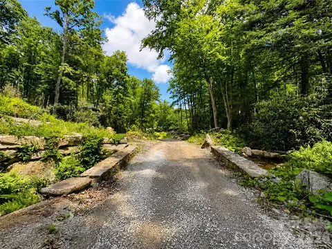 Eagles Nest Trail, Banner Elk, NC 28604