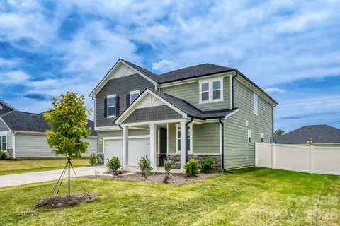 3244 Maya Ln, Midland, NC 28107