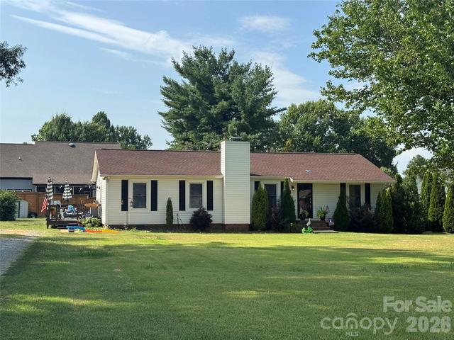 708 Langtree Rd, Mooresville, NC 28117