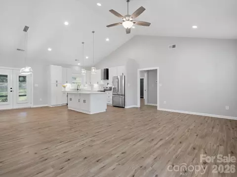 1863 Sardis Dr, Lancaster, SC 29720 photo 5