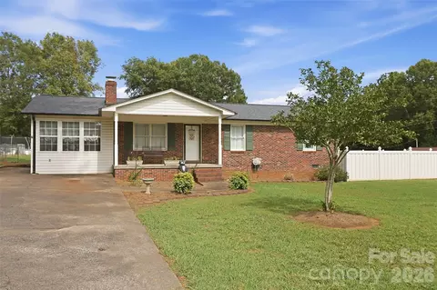 115 Arc St, Bessemer City, NC 28016
