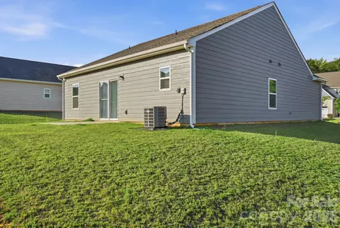 Exterior - 116 S Sina St, Troutman, NC 28166 photo 1 of 1