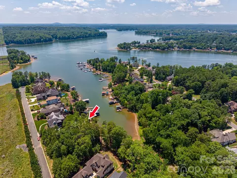 6024 Headlands Ct, Belmont, NC 28012