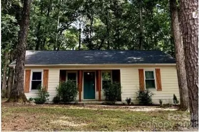 317 Jackson Pl, Matthews, NC 28104