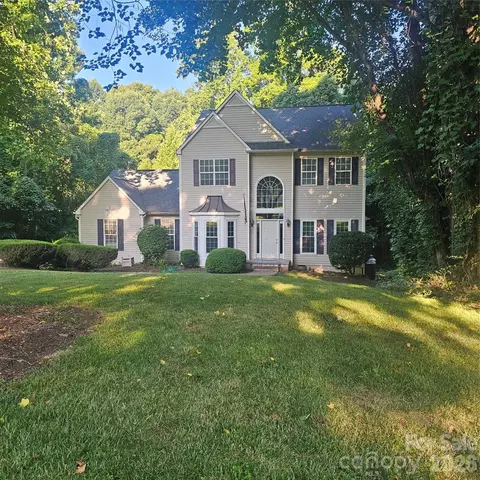 137 Purple Finch Ln, Mooresville, NC 28117