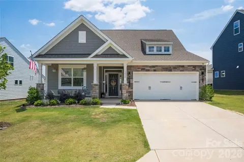1452 Ardmore Dr, Sherrills Ford, NC 28673