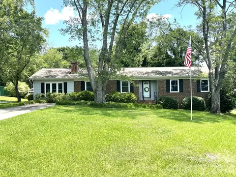 130 Ridgeland Dr, Rutherfordton, NC 28139