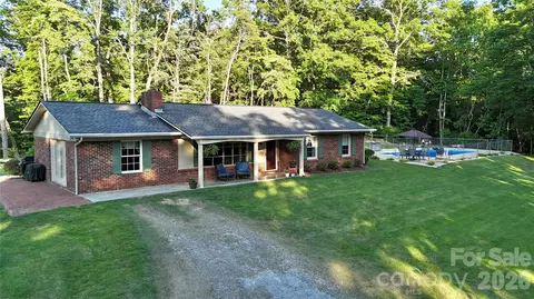 552 Coxes Creek Church Rd, Marion, NC 28752