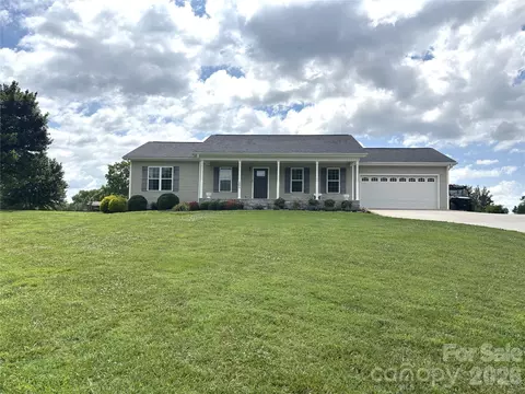 2899 Icard Ridge Rd, Granite Falls, NC 28630