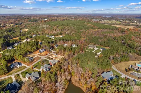 589 Sunset Pointe Dr, Salisbury, NC 28146 photo 11
