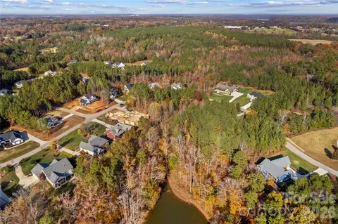 589 Sunset Pointe Dr, Salisbury, NC 28146 photo 13