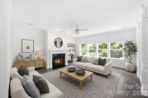 423 Fischer Rd, Fort Mill, SC 29715