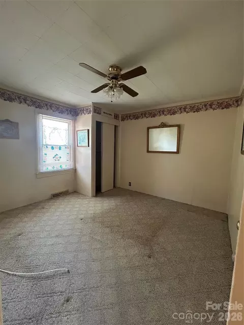 402 E 24th St, Kannapolis, NC 28083 photo 20