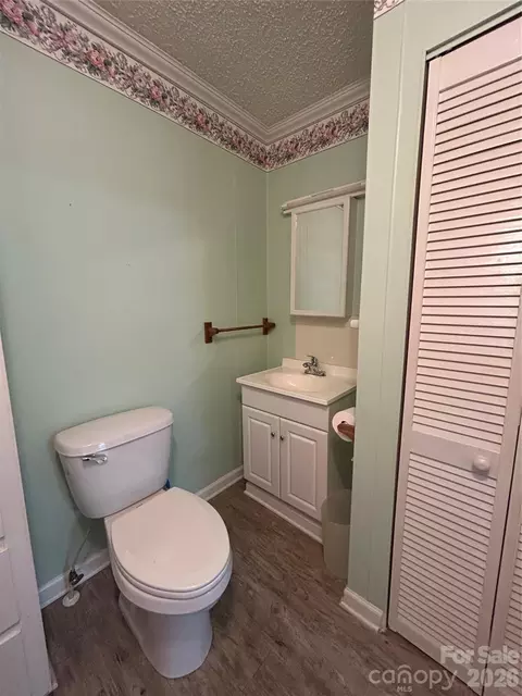 402 E 24th St, Kannapolis, NC 28083 photo 22