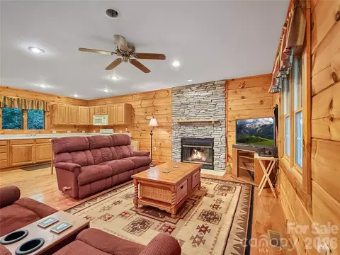 Living - 219 Red Maple Ln, Boone, NC 28607 photo 1 of 3