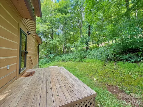 Exterior - 219 Red Maple Ln, Boone, NC 28607 photo 8 of 9