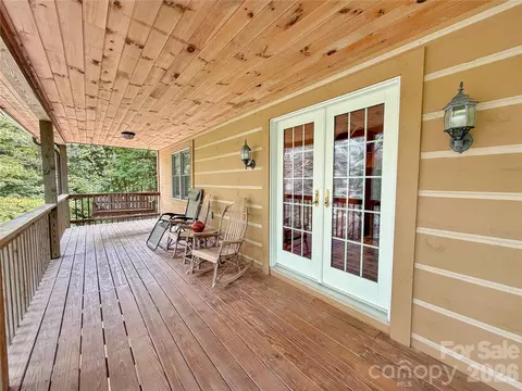 Exterior - 219 Red Maple Ln, Boone, NC 28607 photo 4 of 9