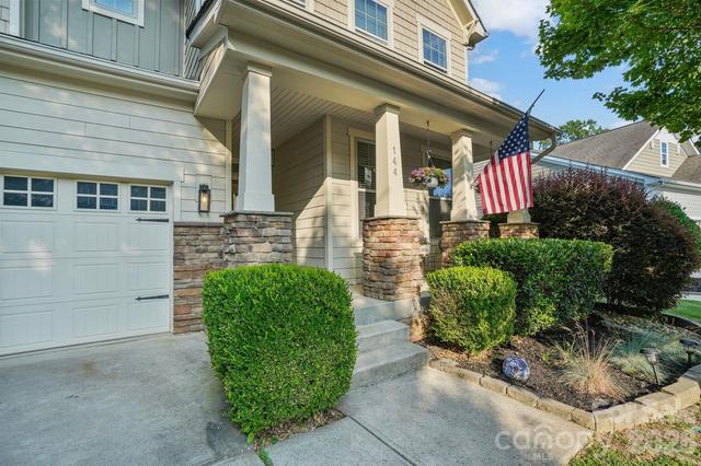 144 Blossom Ridge Dr, Mooresville, NC 28117